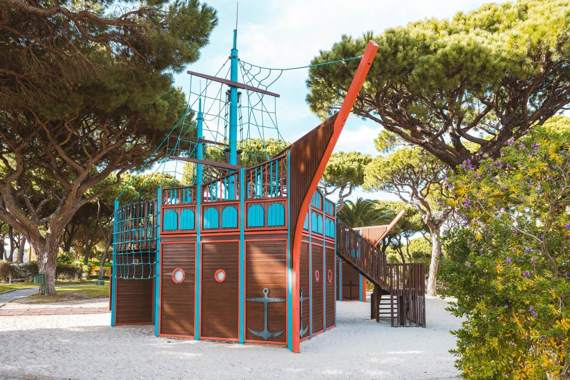Pine Cliffs Residence, A Luxury Collection Resort, Algarve Albufeira Bagian luar foto