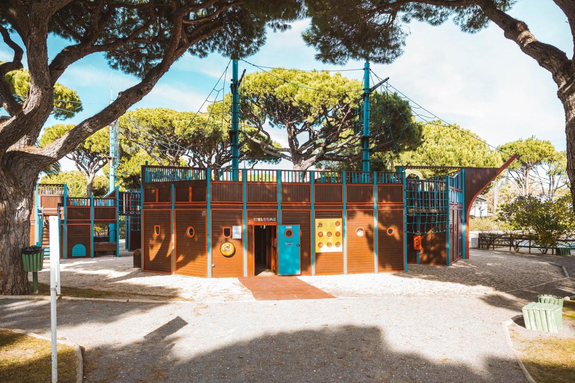 Pine Cliffs Residence, A Luxury Collection Resort, Algarve Albufeira Bagian luar foto